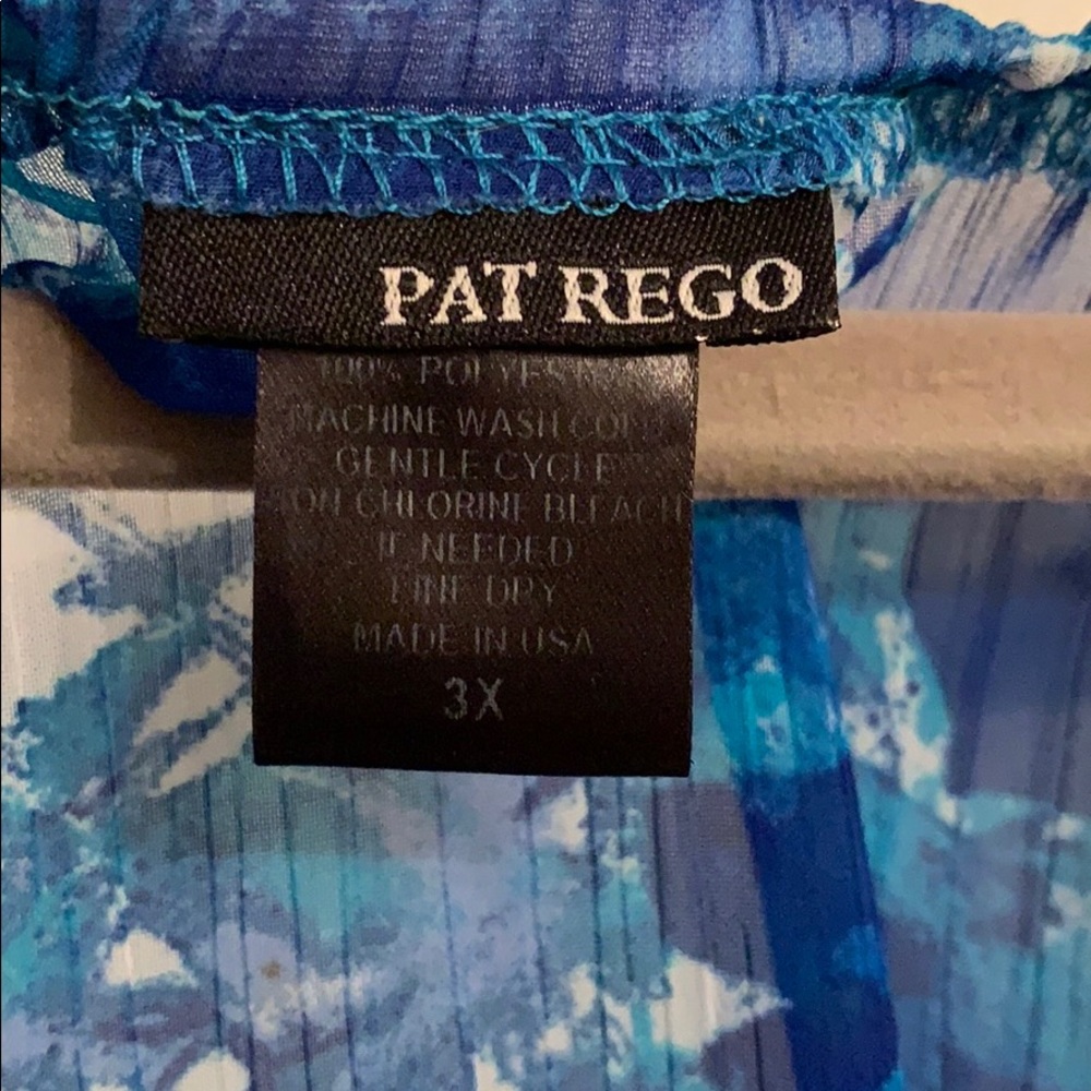 Blue flora blouse - Picture 5 of 5